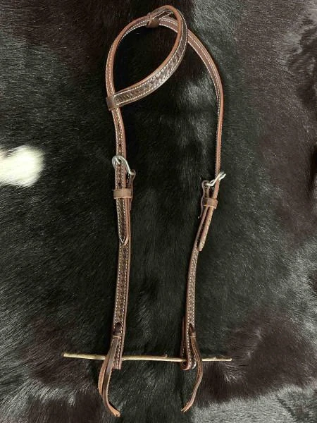 Uzdečka s košíkovým vzorem a nerezovým kováním