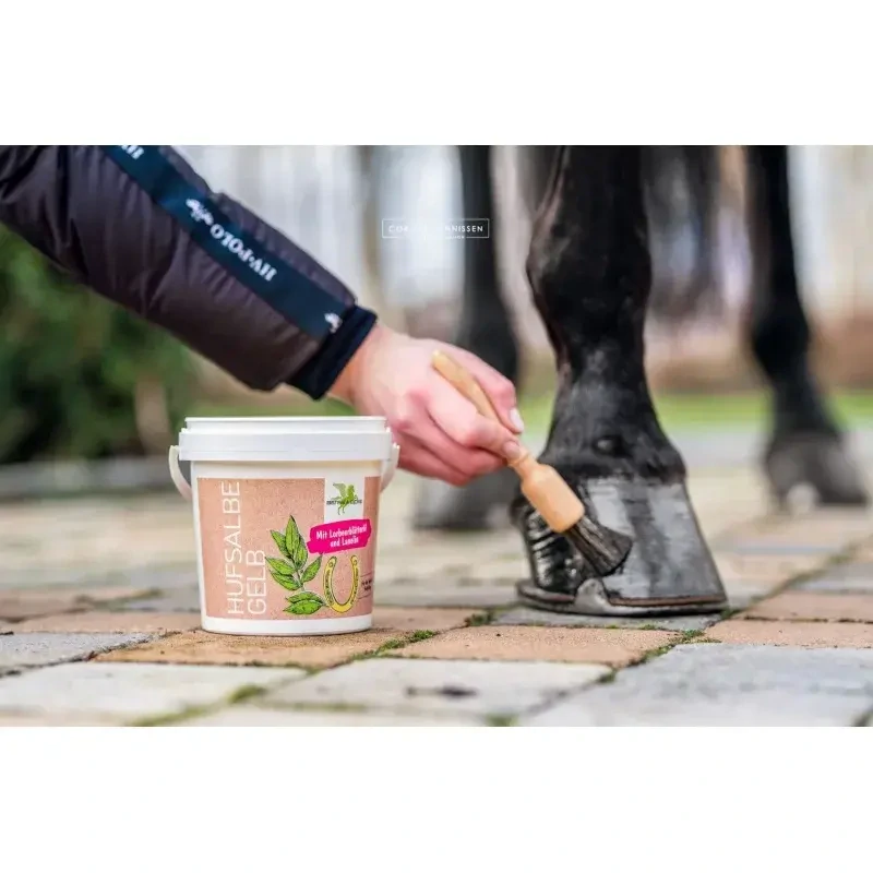 Mazání na kopyta B & E žluté